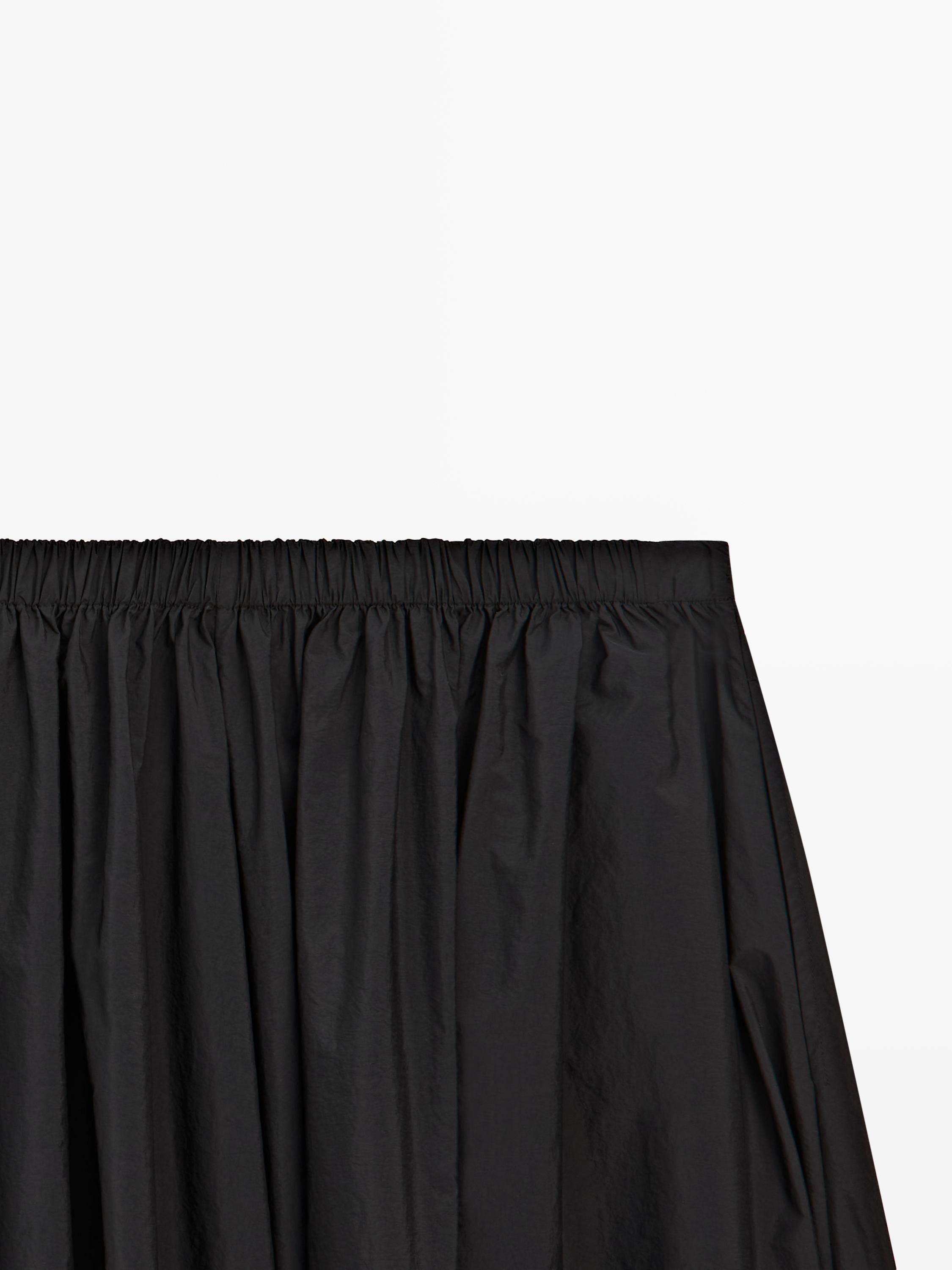 Jupe midi en tissu technique