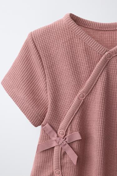 SHORT WAFFLE-KNIT SLEEPSUIT - Pink by Zara