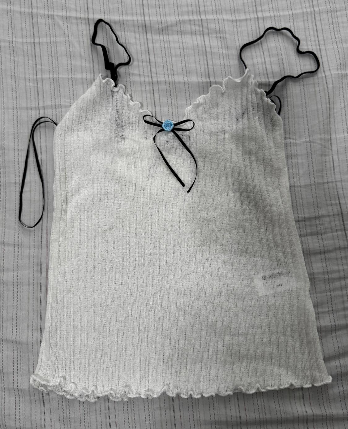 CAMISETA RIB RÚSTICO LAZO FLOR