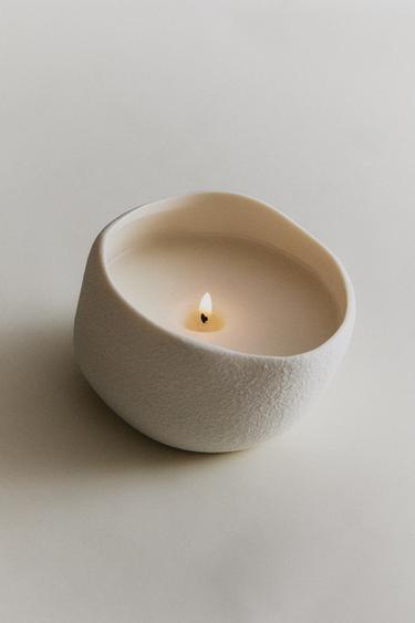DECORATIVE TEXTURED CANDLE - White by Zara