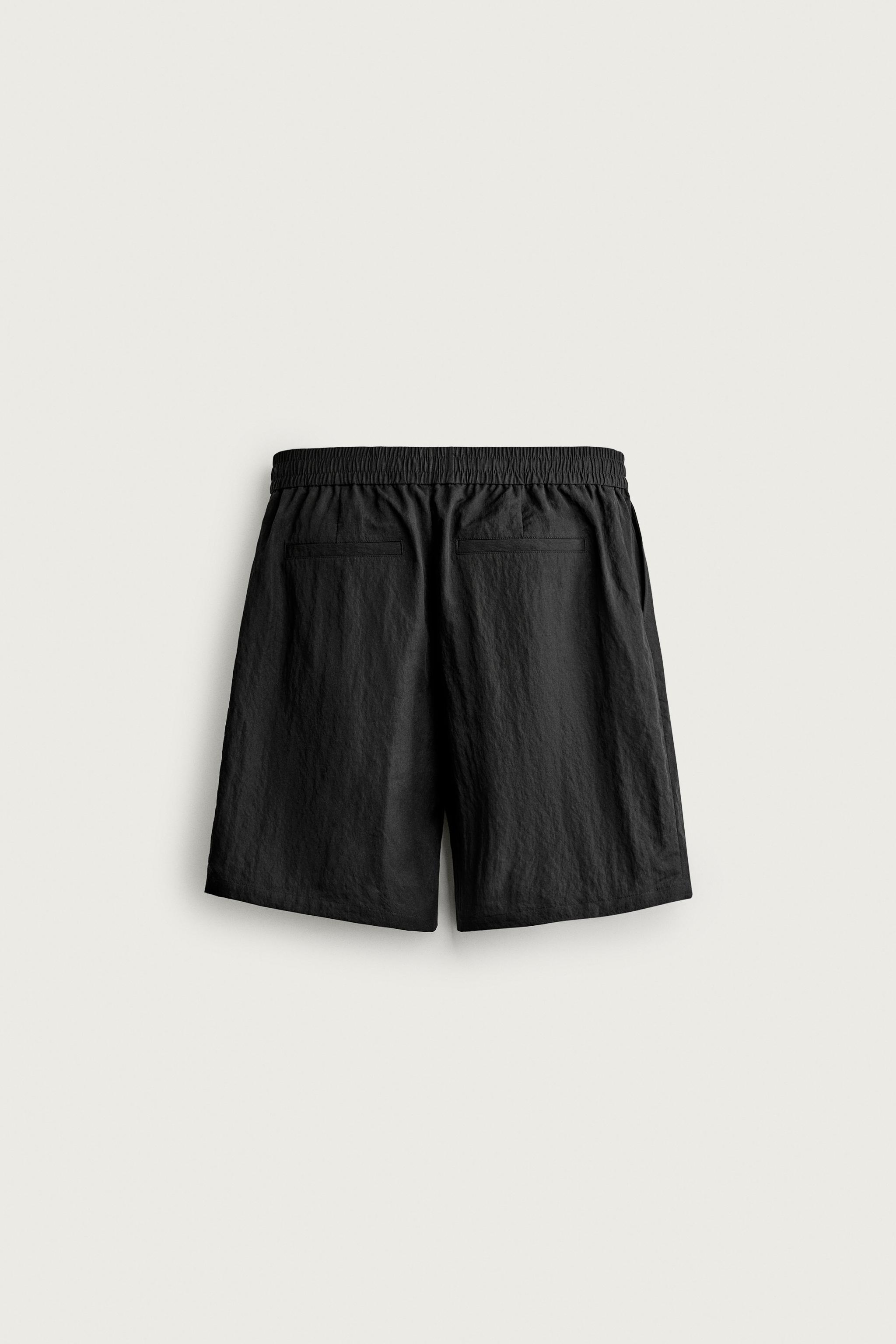 PLEATED FLUID RELAXED FIT BERMUDA SHORTS - Black | ZARA Singapore
