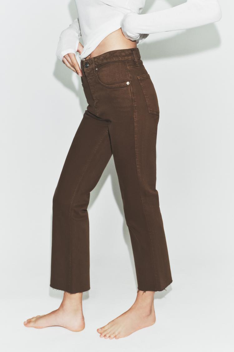 Jeans acampanados de talle alto y corte cropped con lunares TRF 4