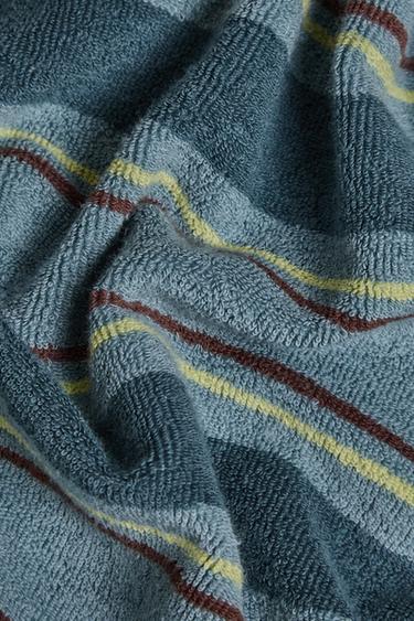 SERVIETTE DE PLAGE ENFANT COTON RAYURES - Bleu de Zara - Image 2