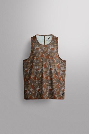 PLAYERA TANK RUNNING ESTAMPADO ABSTRACTO - Marrón de Zara