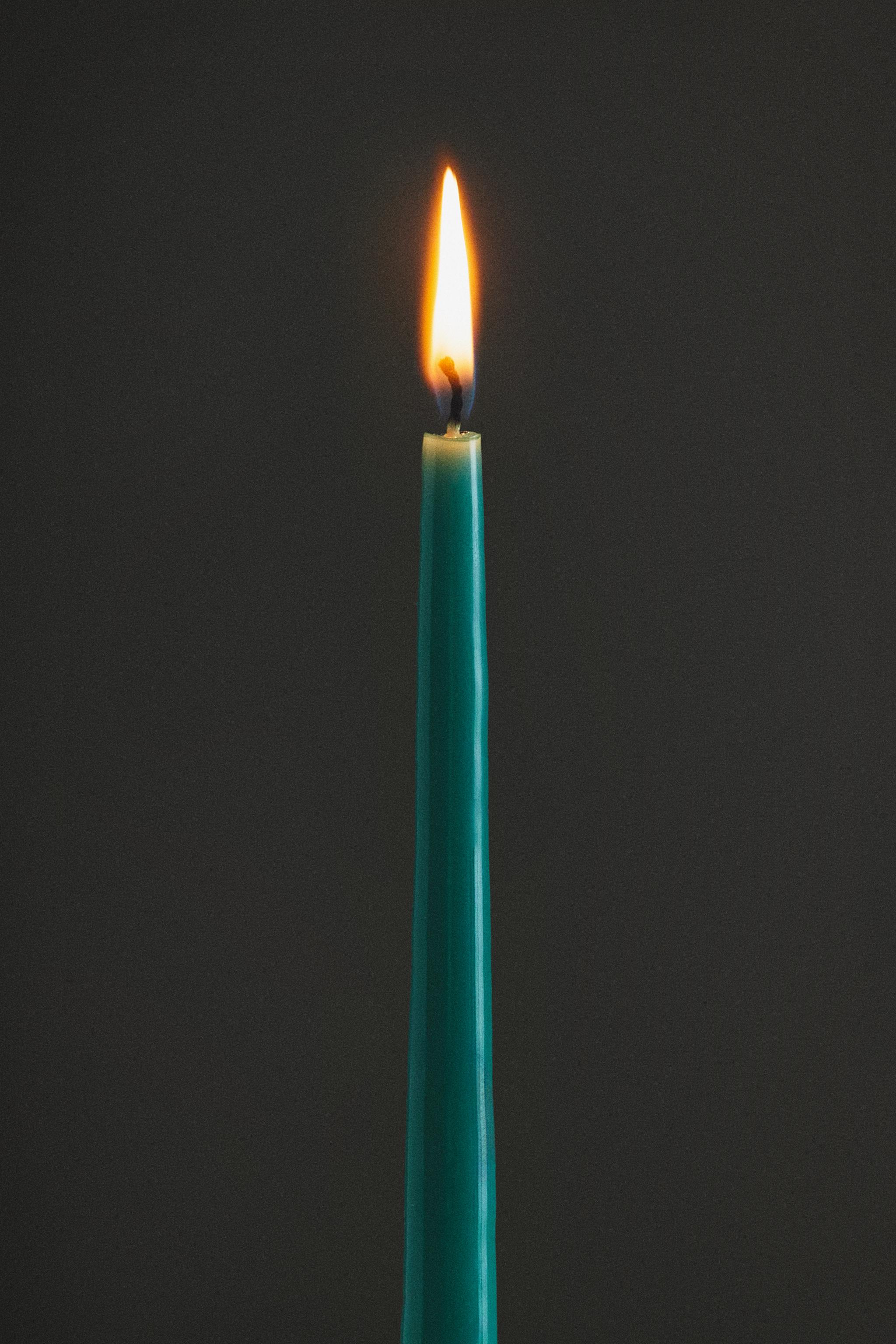 SET OF DECORATIVE CONE CANDLES (SET OF 2)