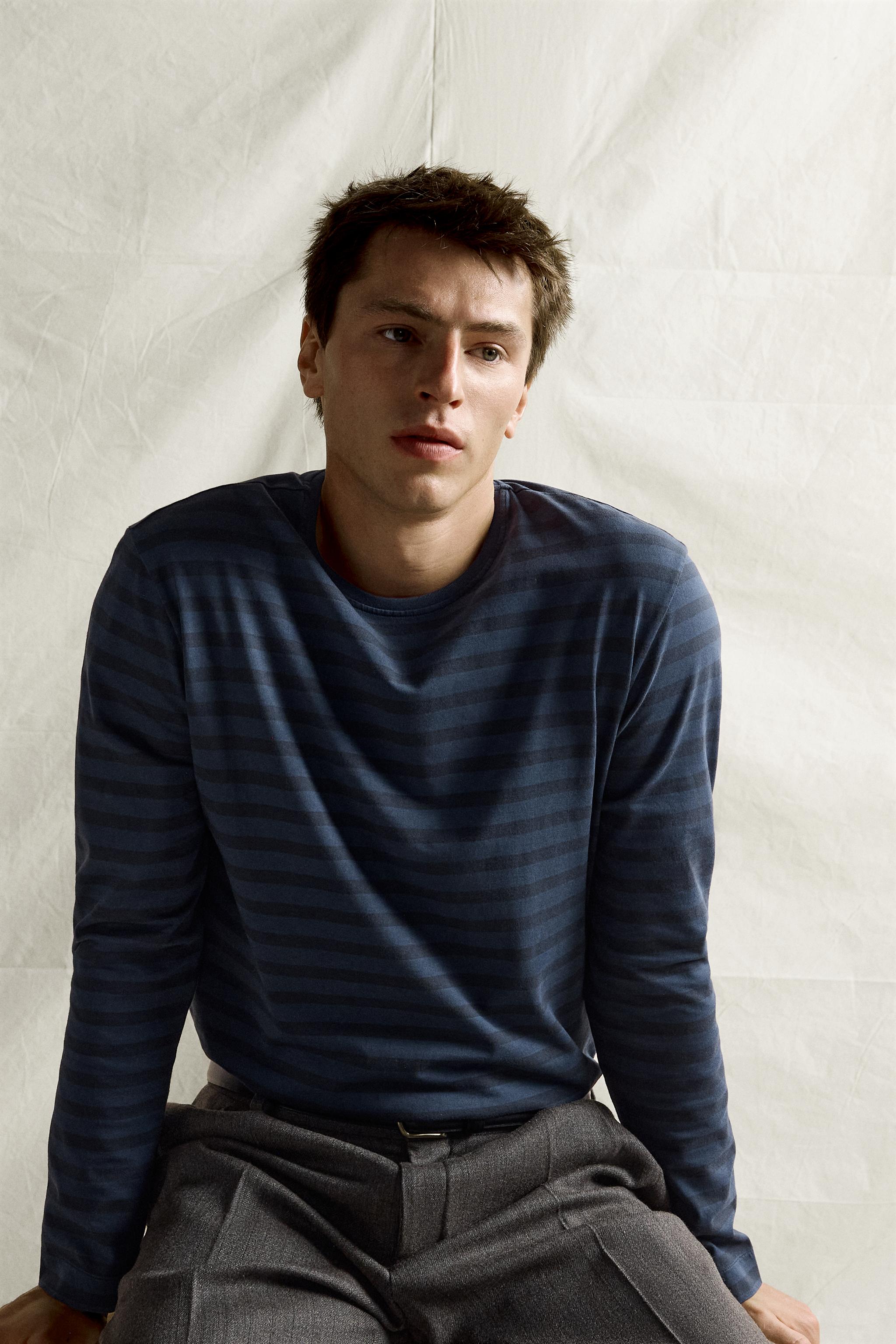 SUPIMA® STRIPED JACQUARD T-SHIRT