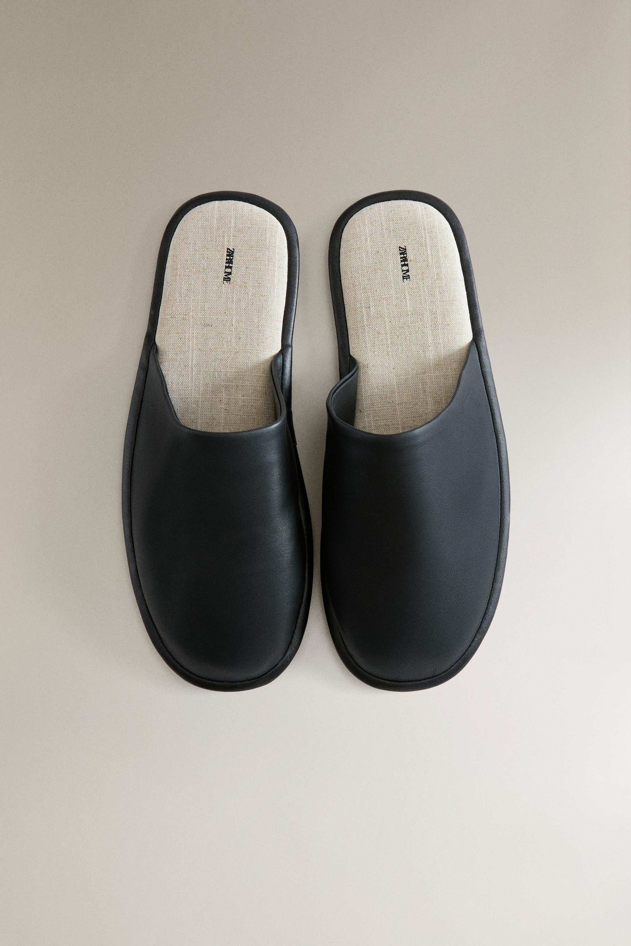 CONTRAST LEATHER SLIPPERS