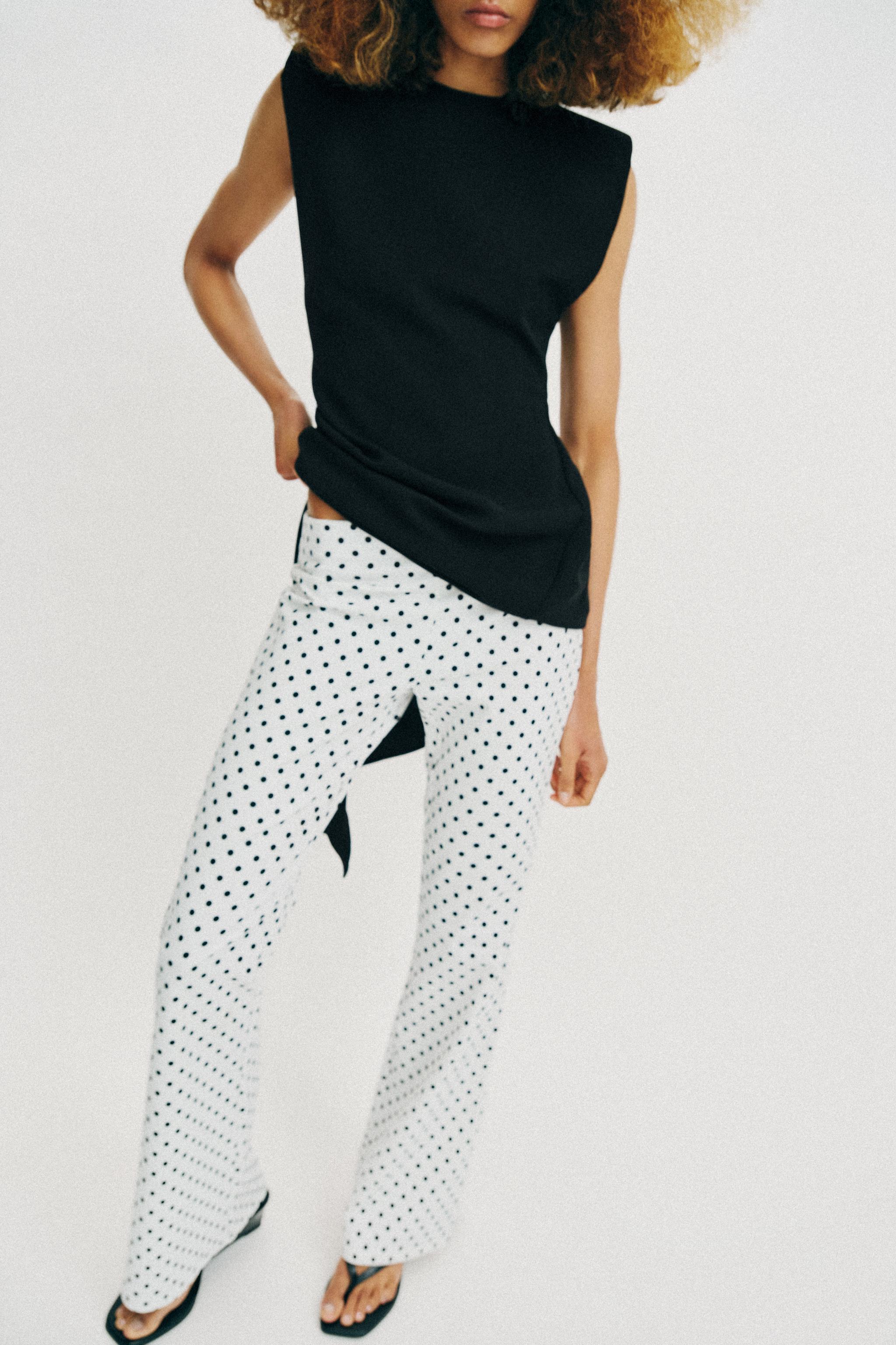 STRETCH FLARE PANTS — Black / White