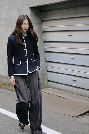 デニムパンツ ZW COLLECTION BARREL ミッドライズブルーZaraのデニムパンツ ZW COLLECTION BARREL ミッドライズ - ブルー 