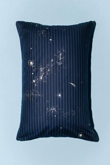 FUNDA ALMOHADA INFANTIL ESPACIO RAYAS - Azul de Zara