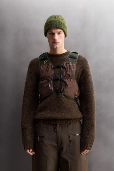 Zaras SPORTIG VÄST AV SPORTTYG - Vinröd - Bild 0