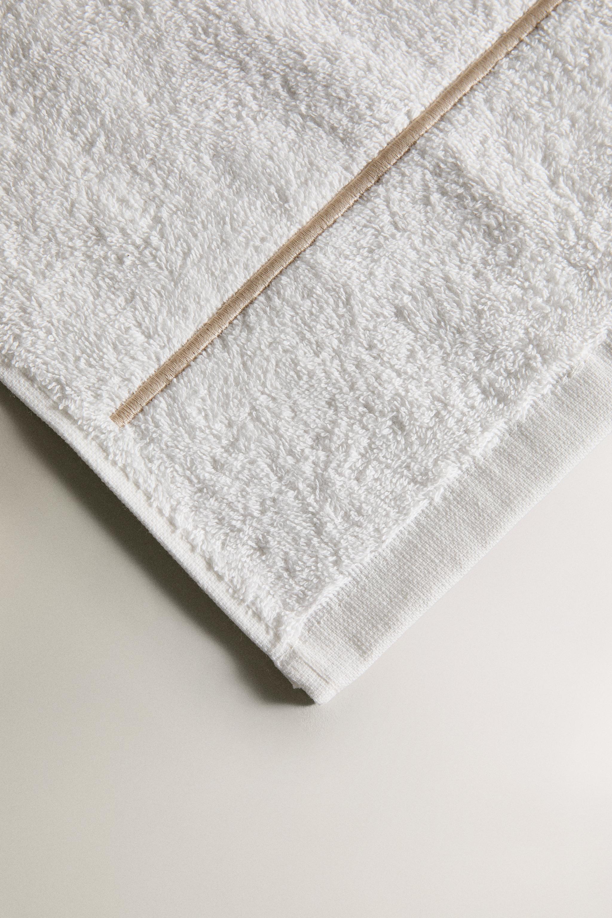 SERVIETTE DE BAIN BRODERIE NŒUD