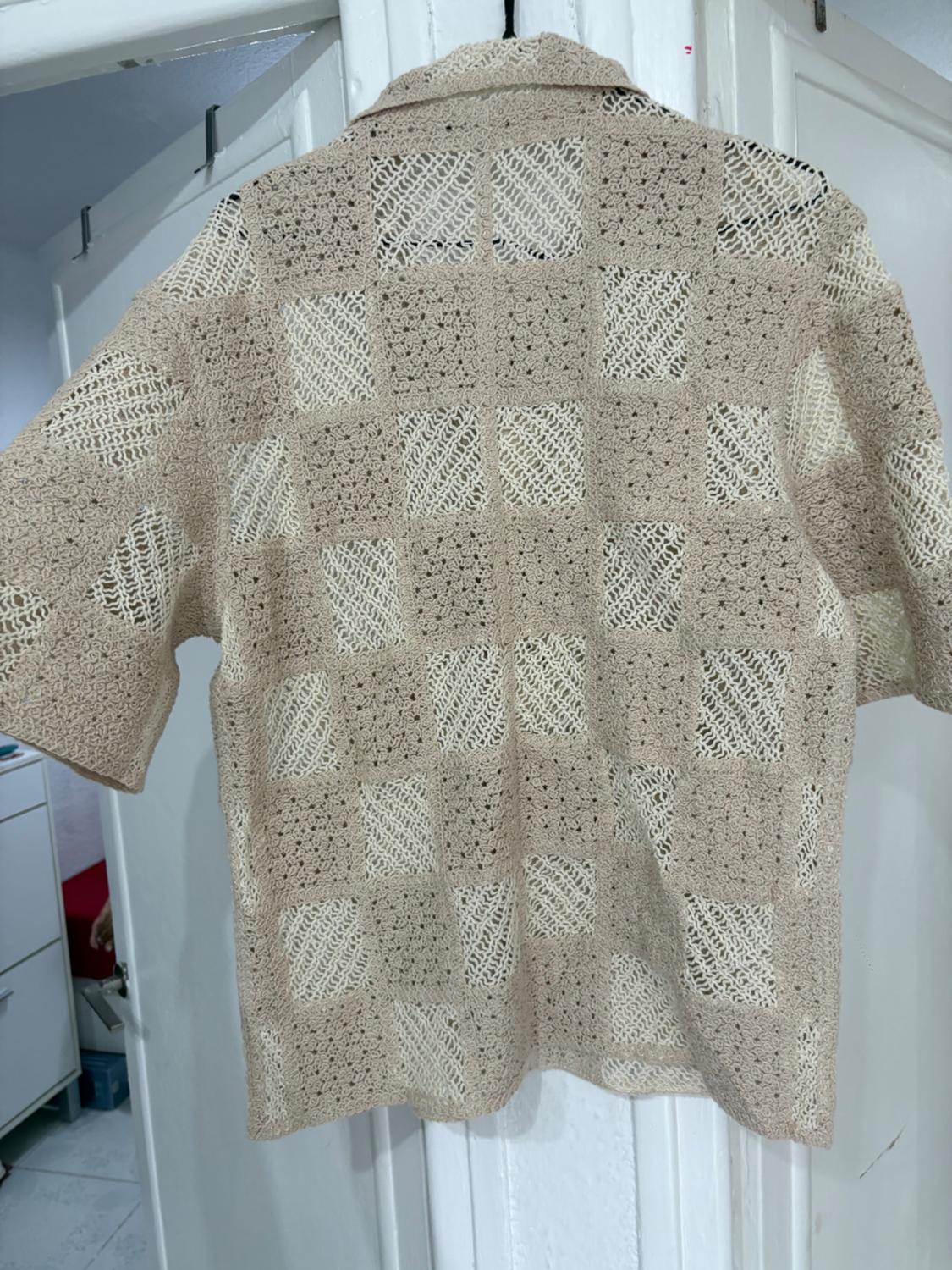 GEOMETRIC CROCHET SHIRT - Image 2