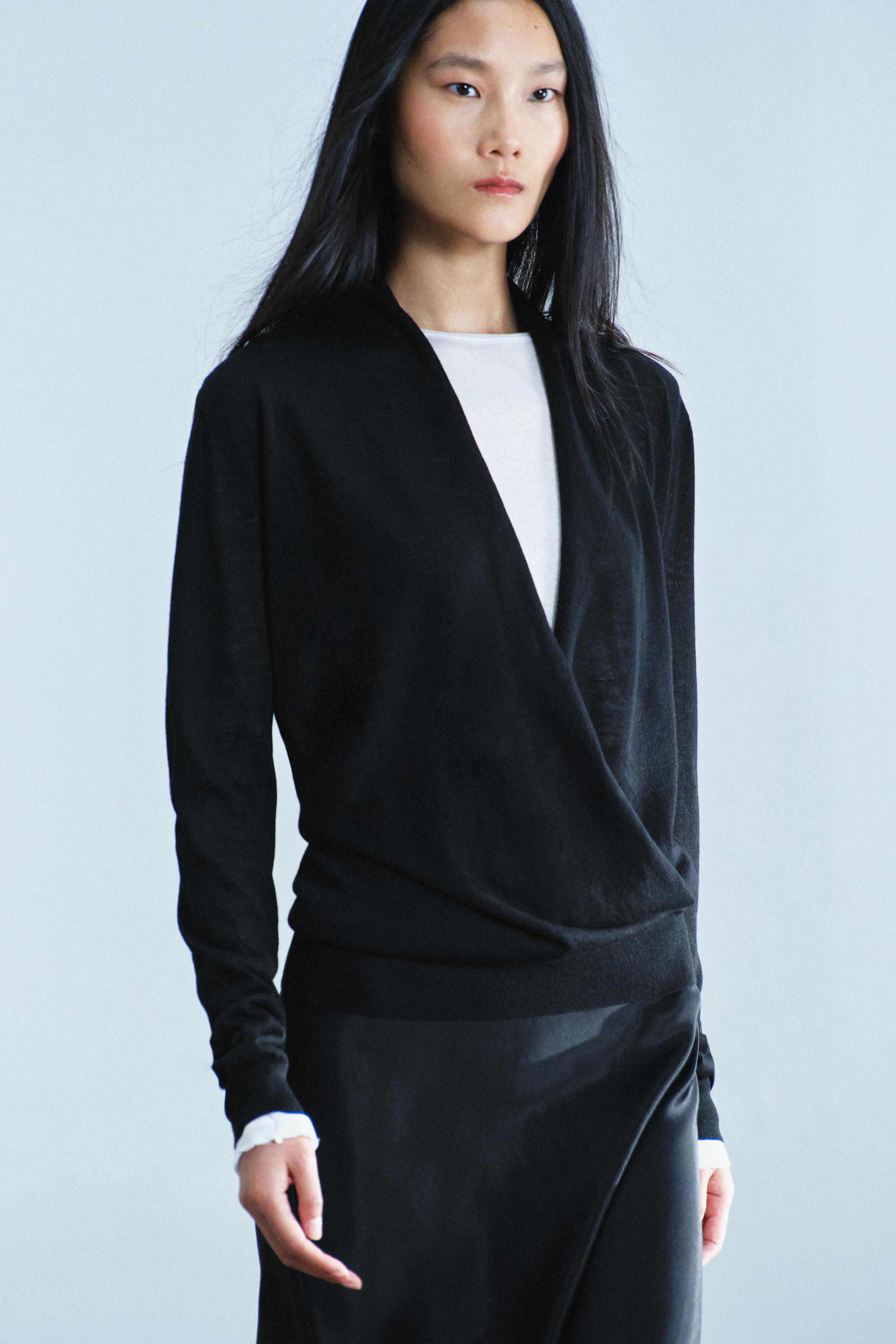 CROSS-FRONT DRAPED-NECK KNIT JUMPER