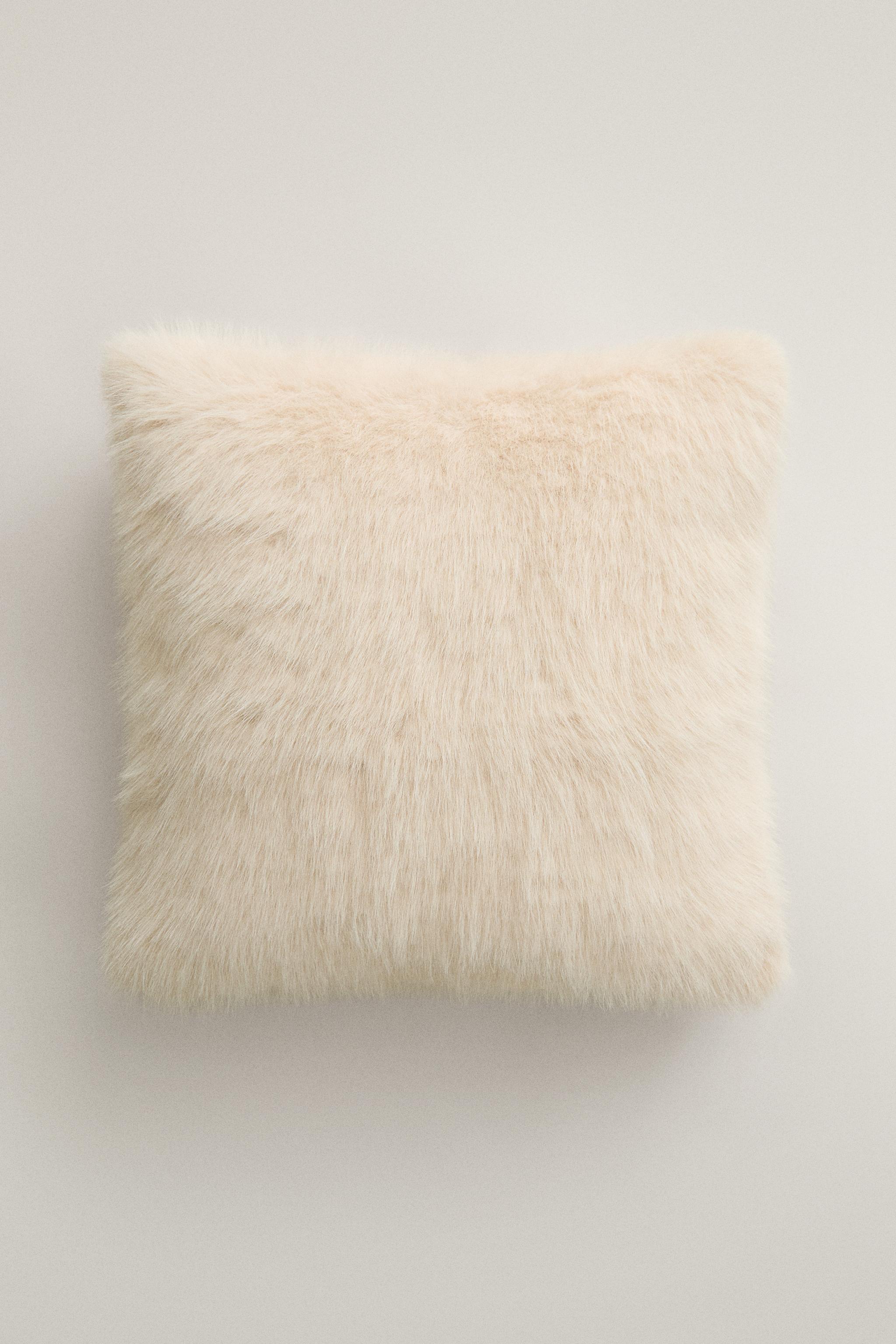 LONG FAUX FUR THROW PILLOW COVER