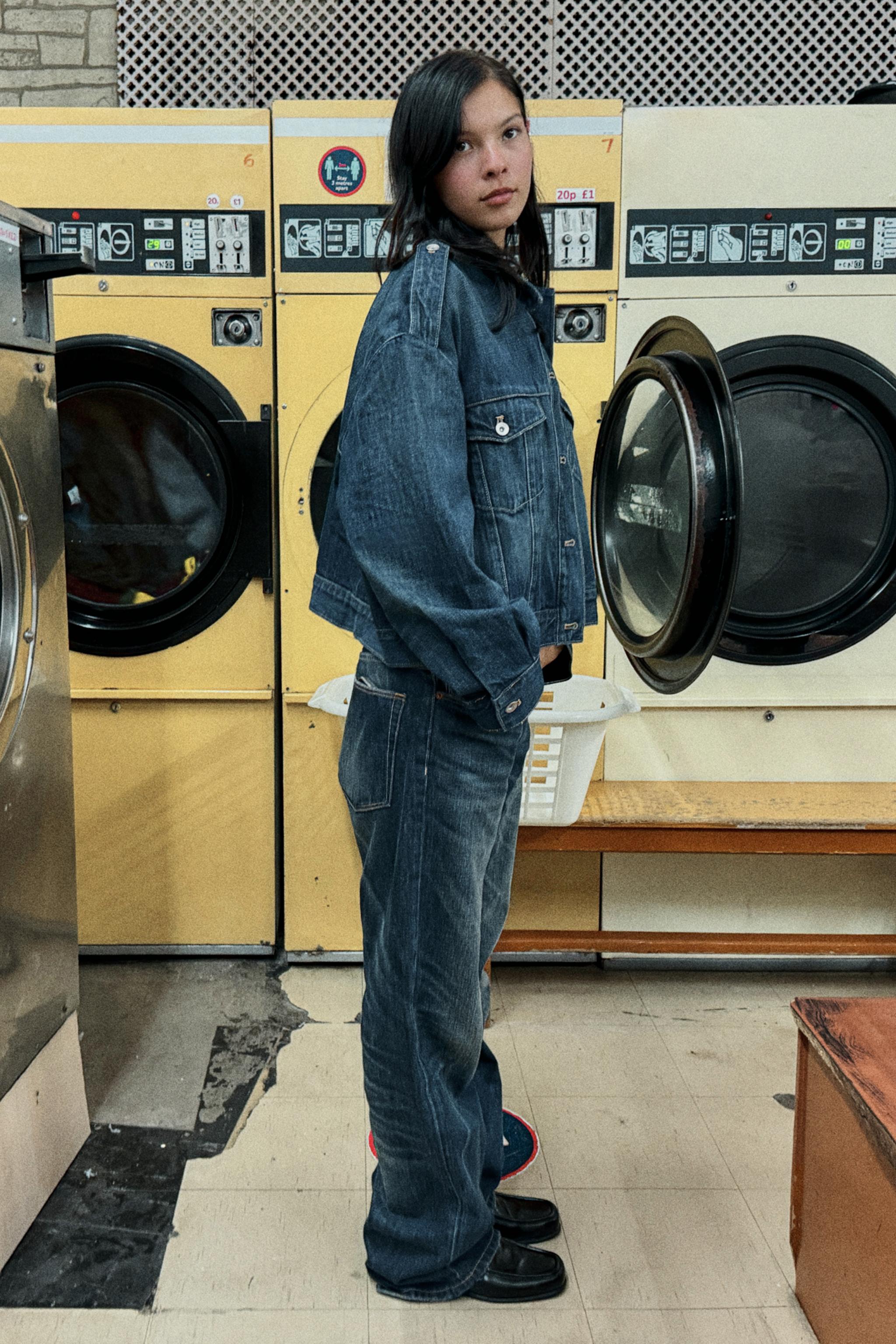 TRF デニムジャケット、タブ付き - ネイビーブルー | ZARA Japan