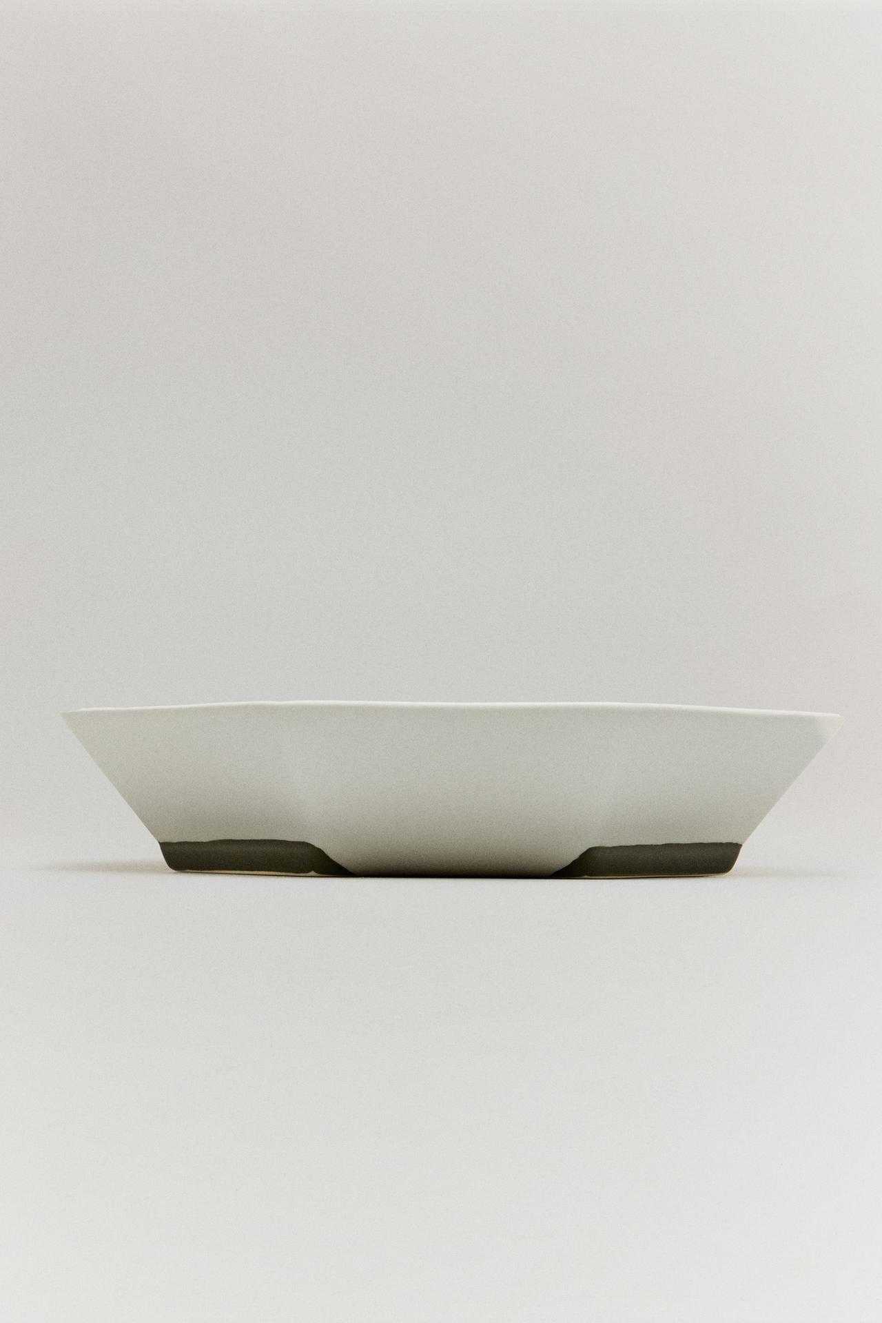 THE SKY OCTAGONAL DEEP PLATE — White