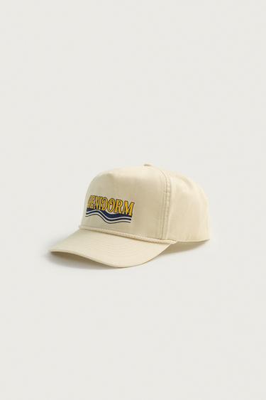 BENIDORM CAP ©MARTIN PARR @ DMB - Ecru by Zara