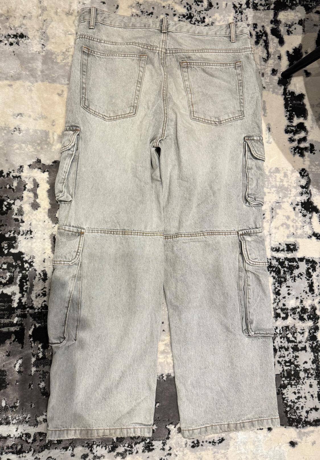 UTILITY CARGO JEANS