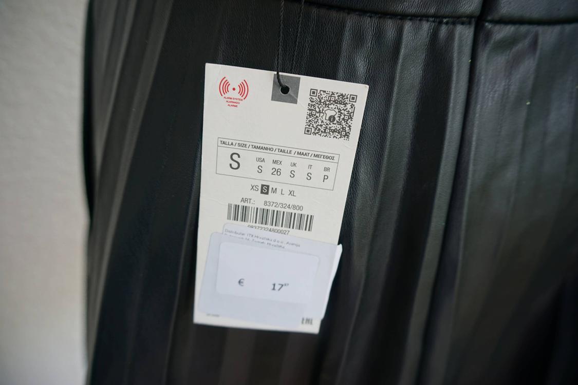 FAUX LEATHER MINI SKIRT WITH BOX PLEATS - Image 6
