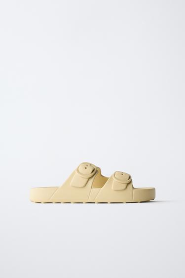 SANDALES EN CAOUTCHOUC À BOUCLES - Jaune de Zara