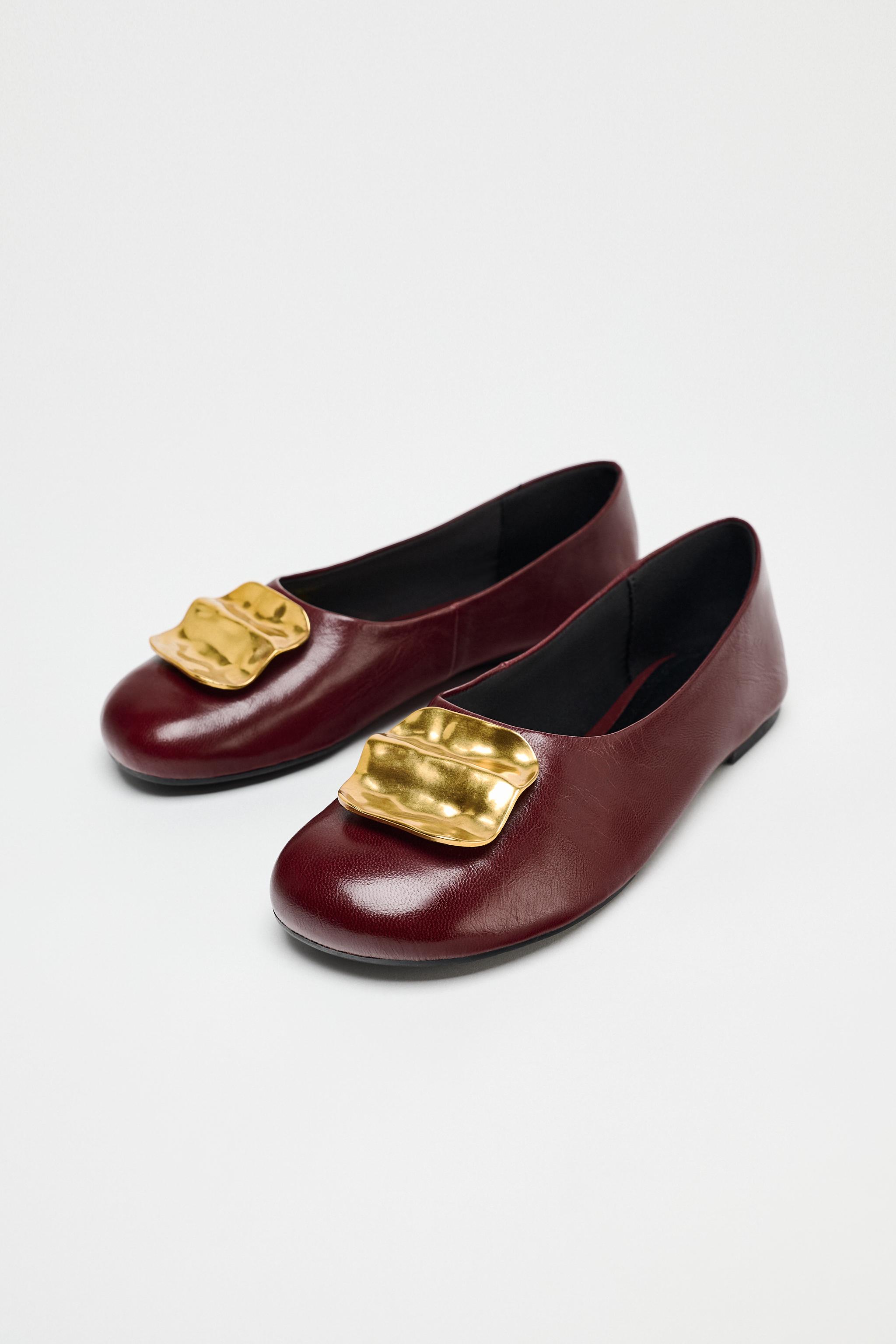 メタルビジュー付きレザーバレリーナ - ボルドー | ZARA Japan