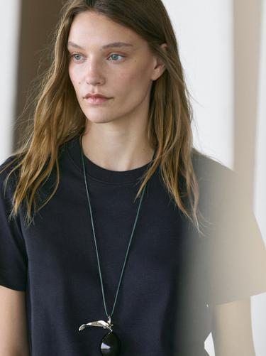 Camiseta interlock cuello redondo 100% algodón - Marino de Zara