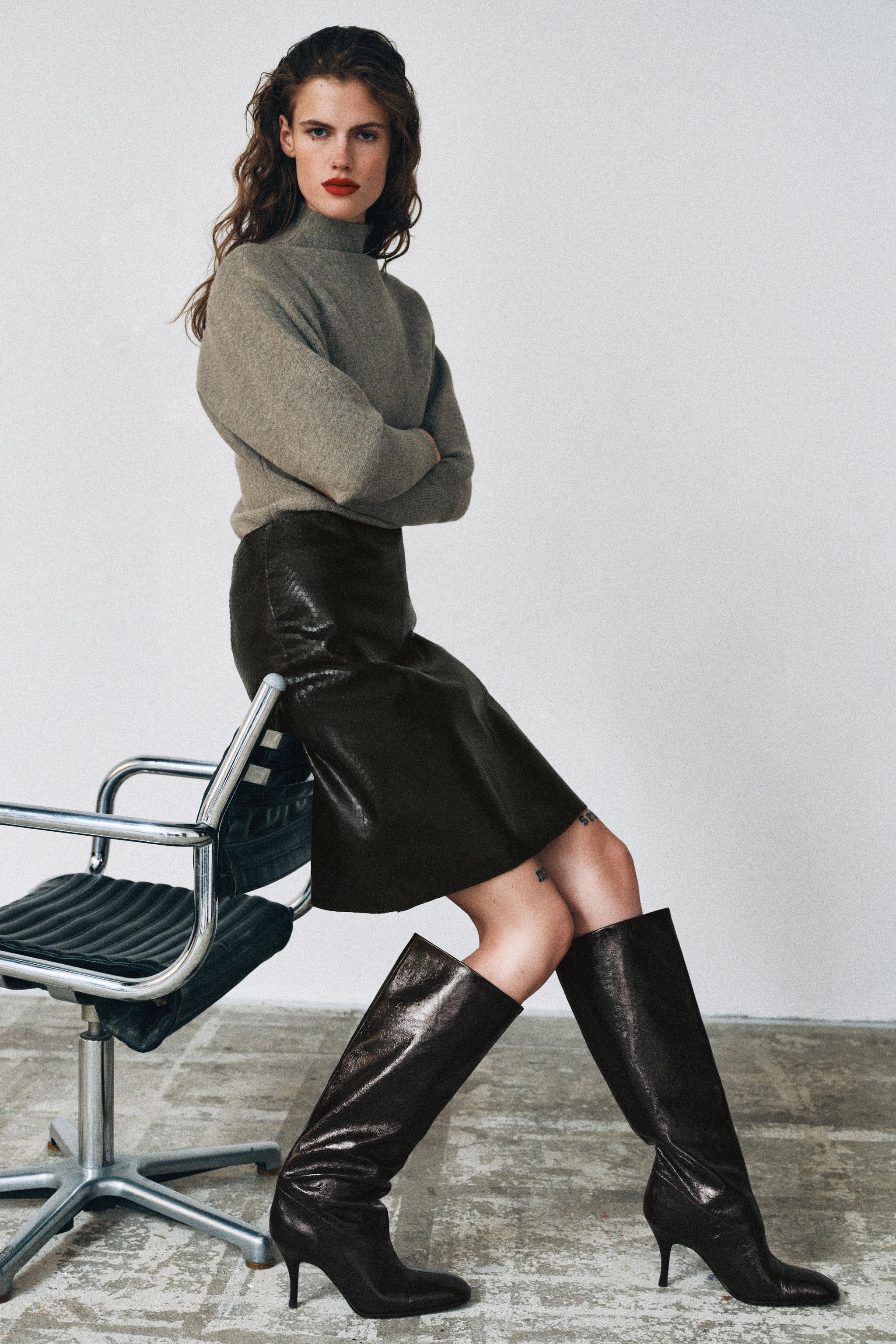 LIMITED EDITION LEATHER HEELED BOOTS