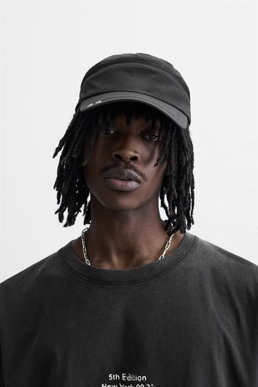 DETACHABLE TECHNICAL CAP - Black by Zara - Image 0