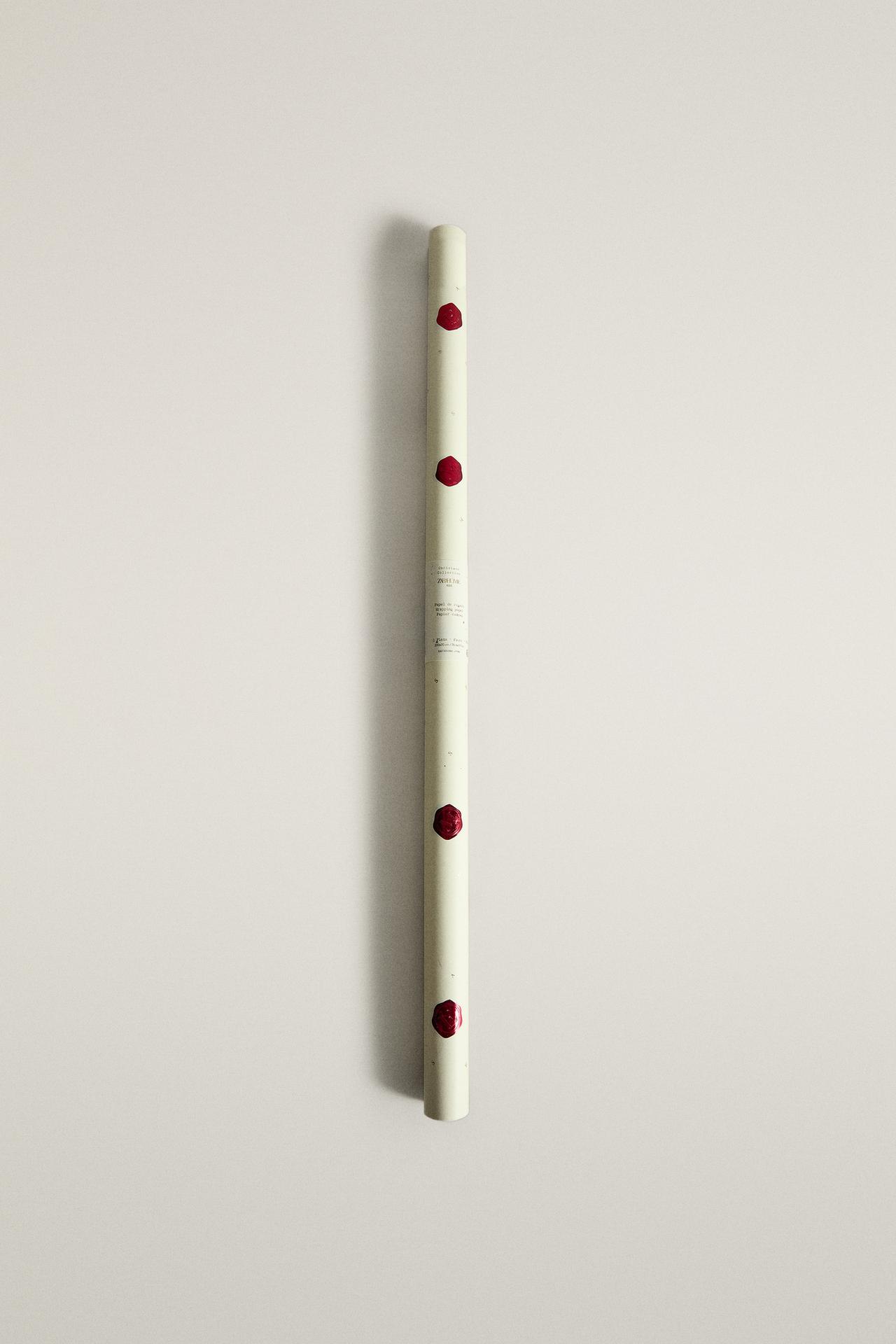 CHRISTMAS POLKA DOT WRAPPING PAPER