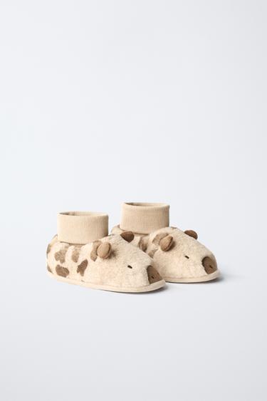 GIRAFFE SLIPPERS - Sand Brown by Zara - Image 1