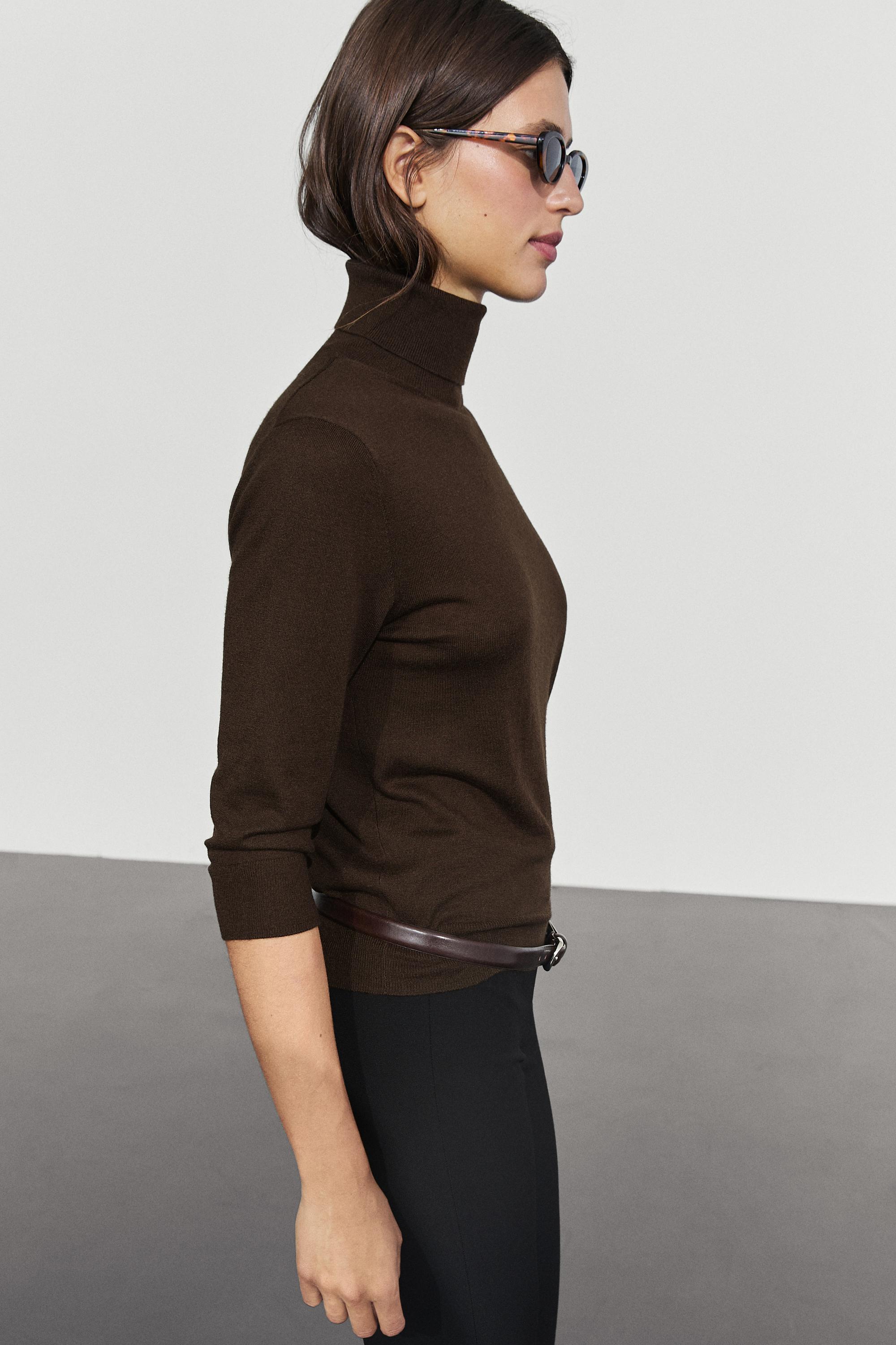Wool blend turtleneck knit sweater