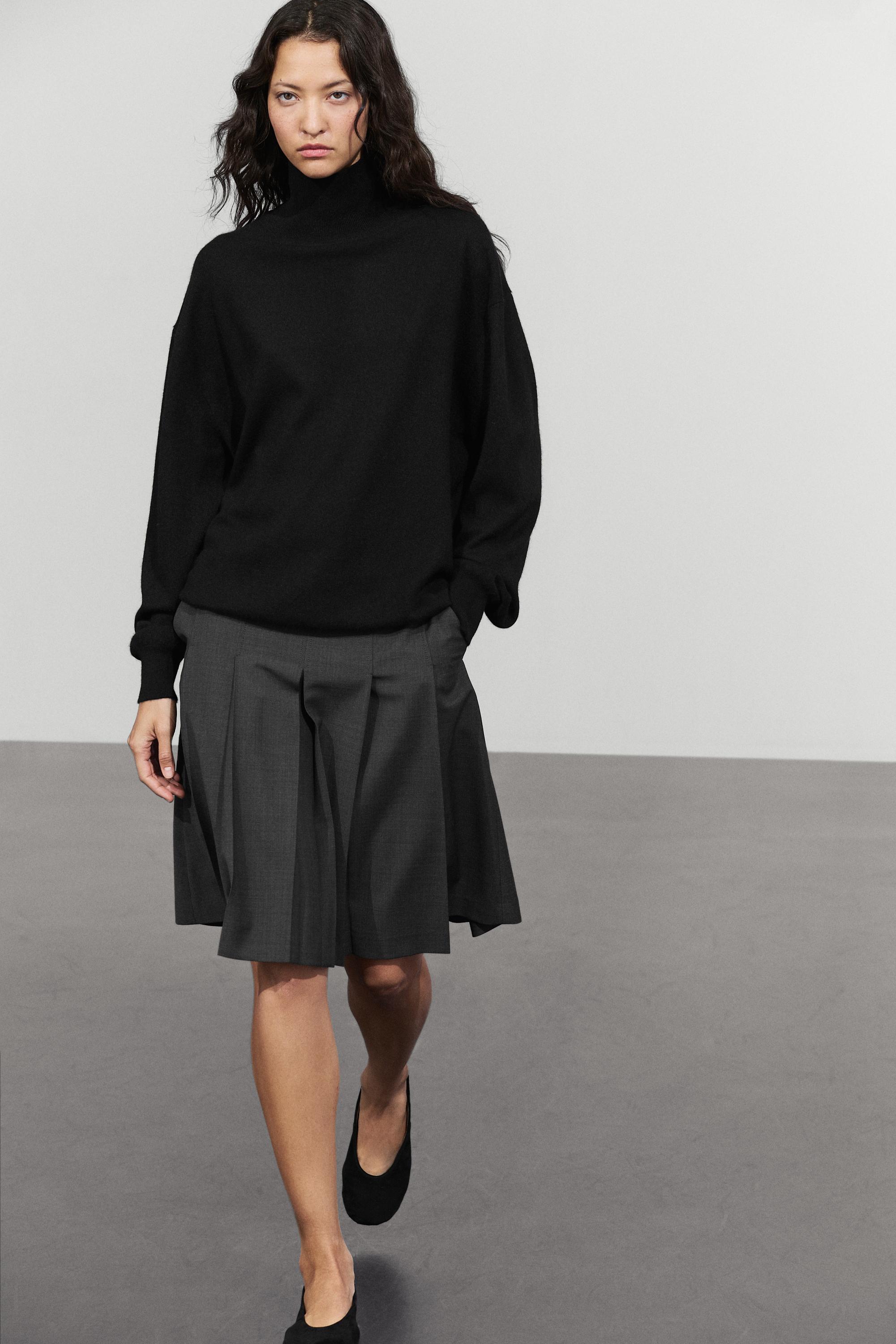 Wool blend pleated skirt