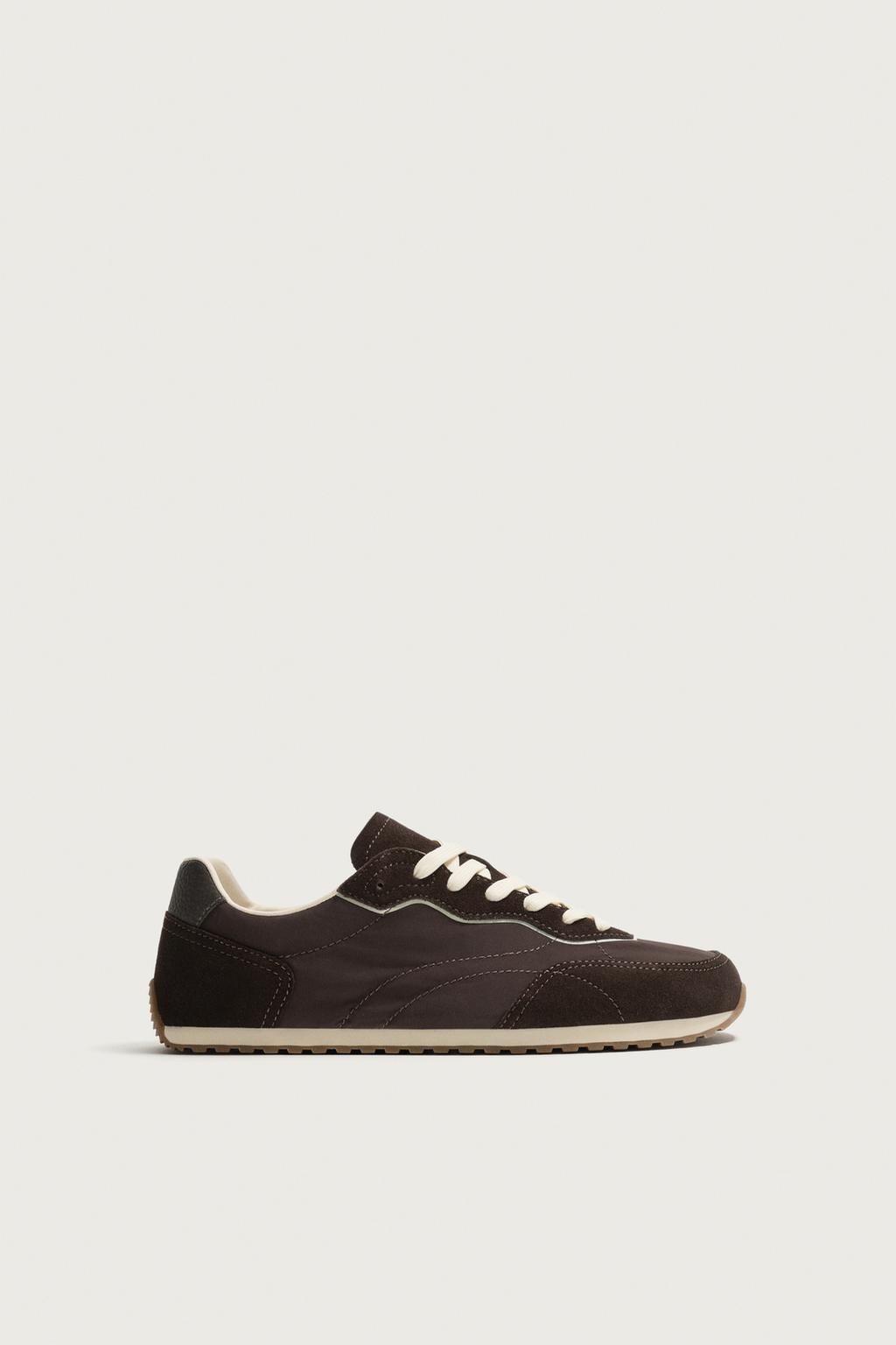 BAREFOOT TRAINERS
