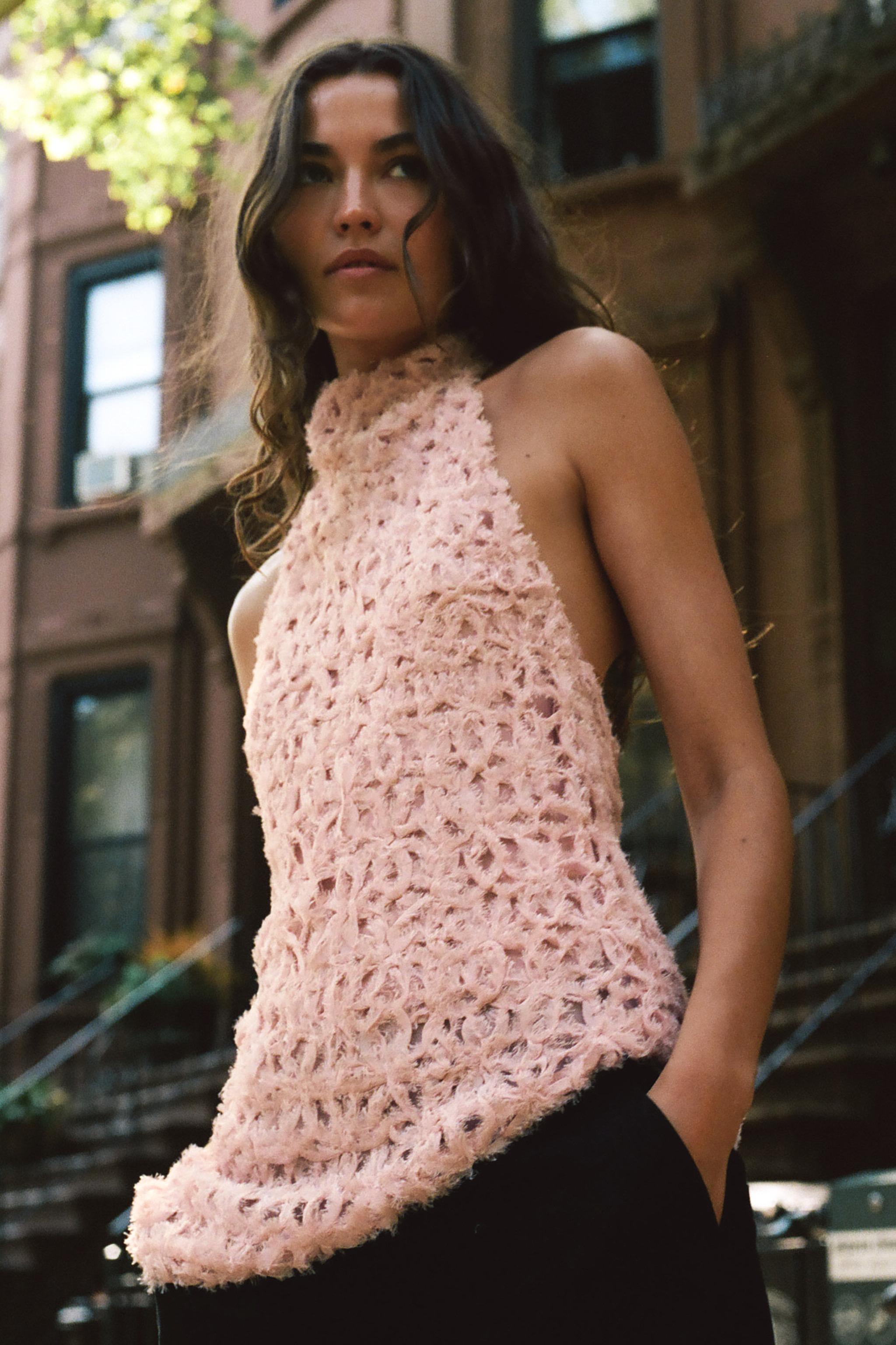 ASYMMETRIC HALTER TOP - White / Pink | ZARA United States