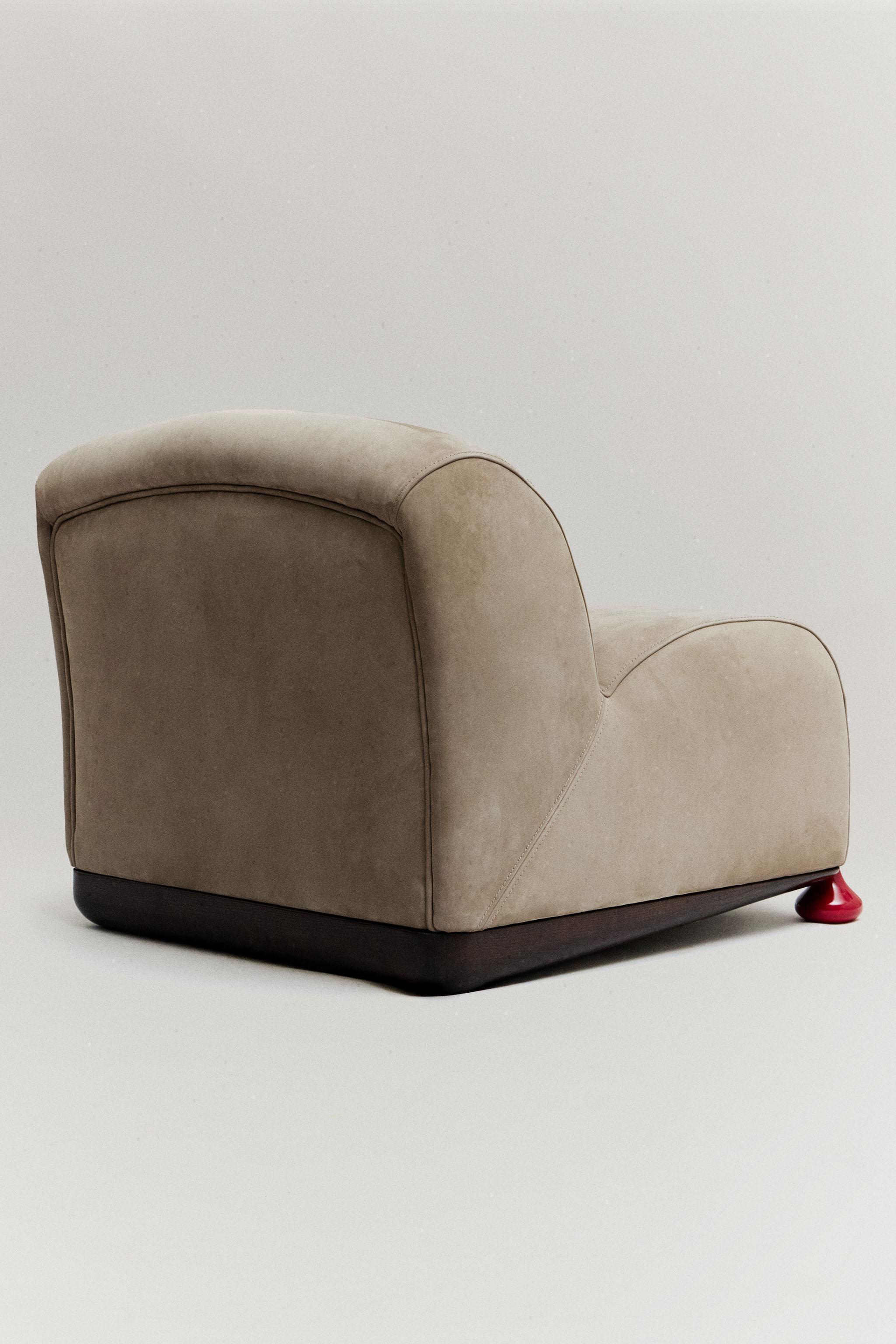 THE SCHWELLEN LOUNGECHAIR