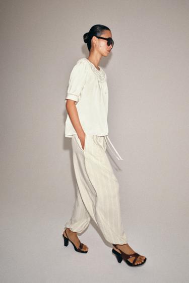 PANTALON BOUFFANT À RAYURES ZW COLLECTION - Écru de Zara - Image 2