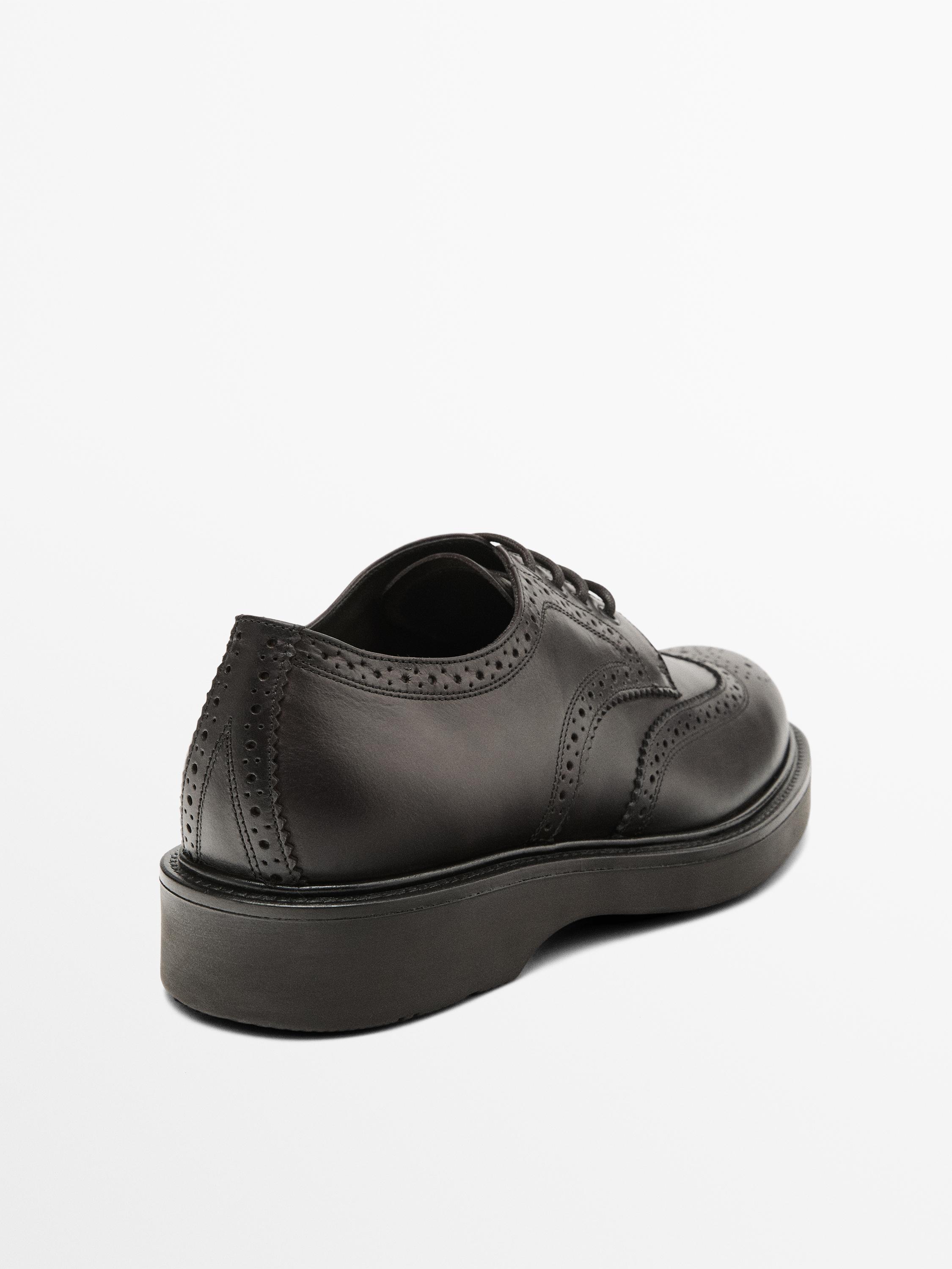 Crackled nappa shoes