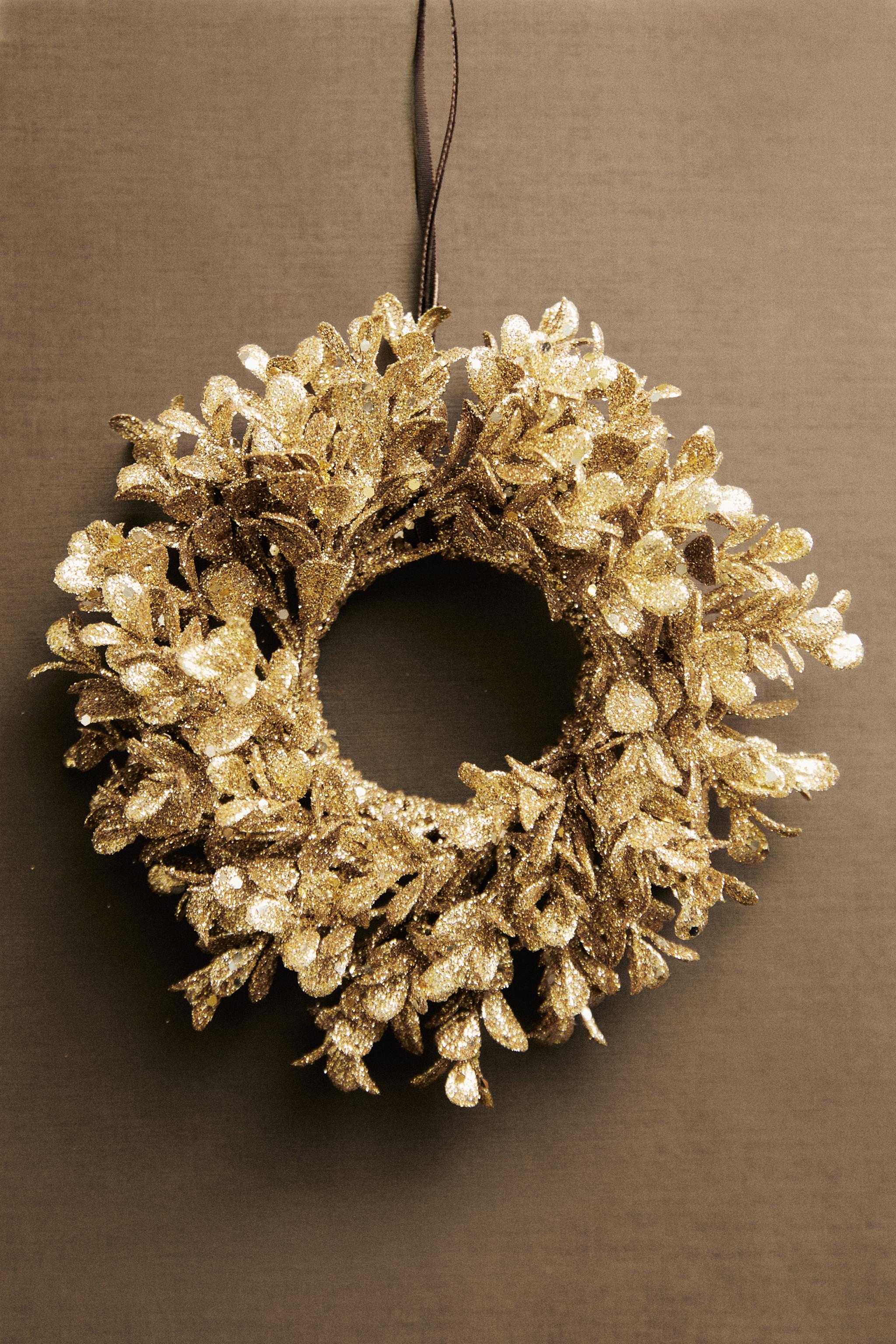 SHINY CHRISTMAS WREATH DECORATION - Gold | ZARA United States