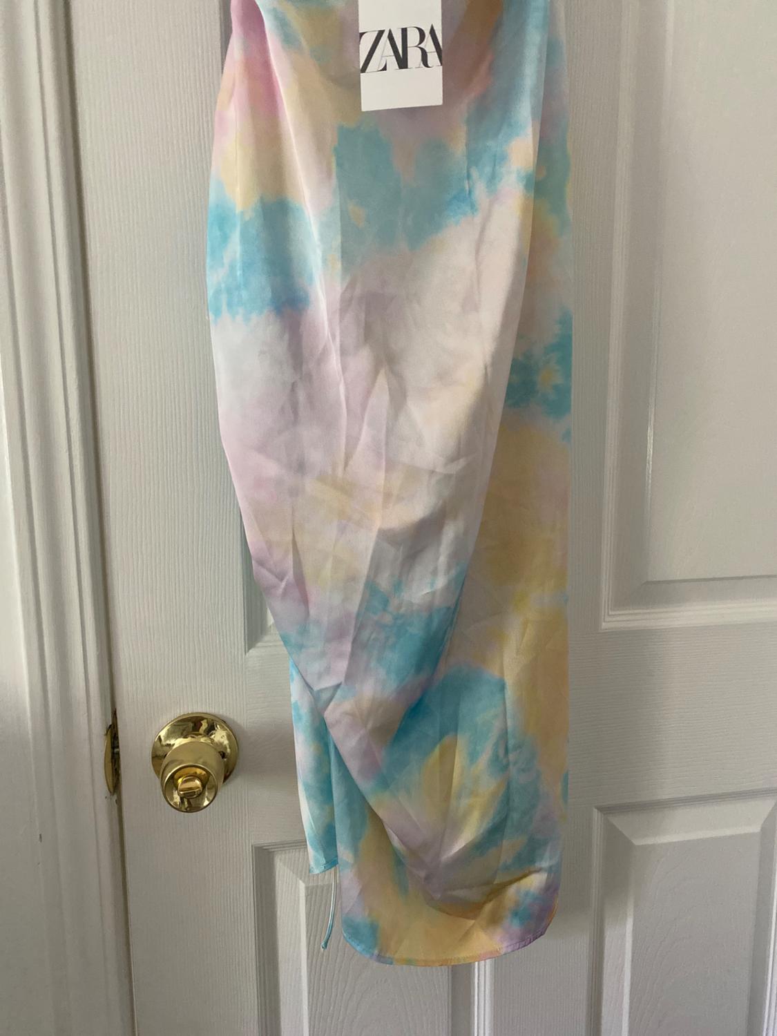 VESTIDO LENCERO TIE DYE - Image 5