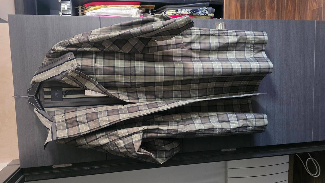 ZW COLLECTION LIMITED EDITION CHECKED TRENCH COAT - Image 3