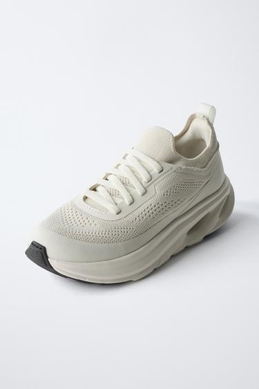 BASKET AVEC DÉTAIL SUR LA SEMELLE - Blanc de Zara - Image 2