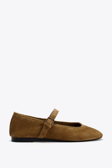 SUEDE BALLERINA - DONKER GEELBRUIN van Zara