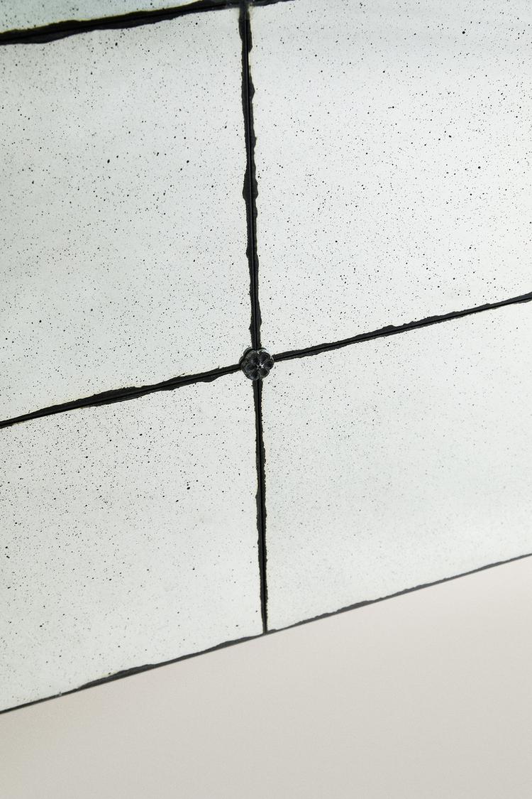 SQUARE AGED EFFECT MIRROR — Transparent