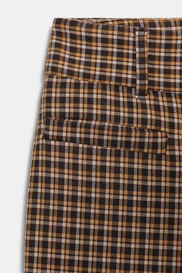 PANTALON FLARE À CARREAUX - Marron de Zara - Image 8