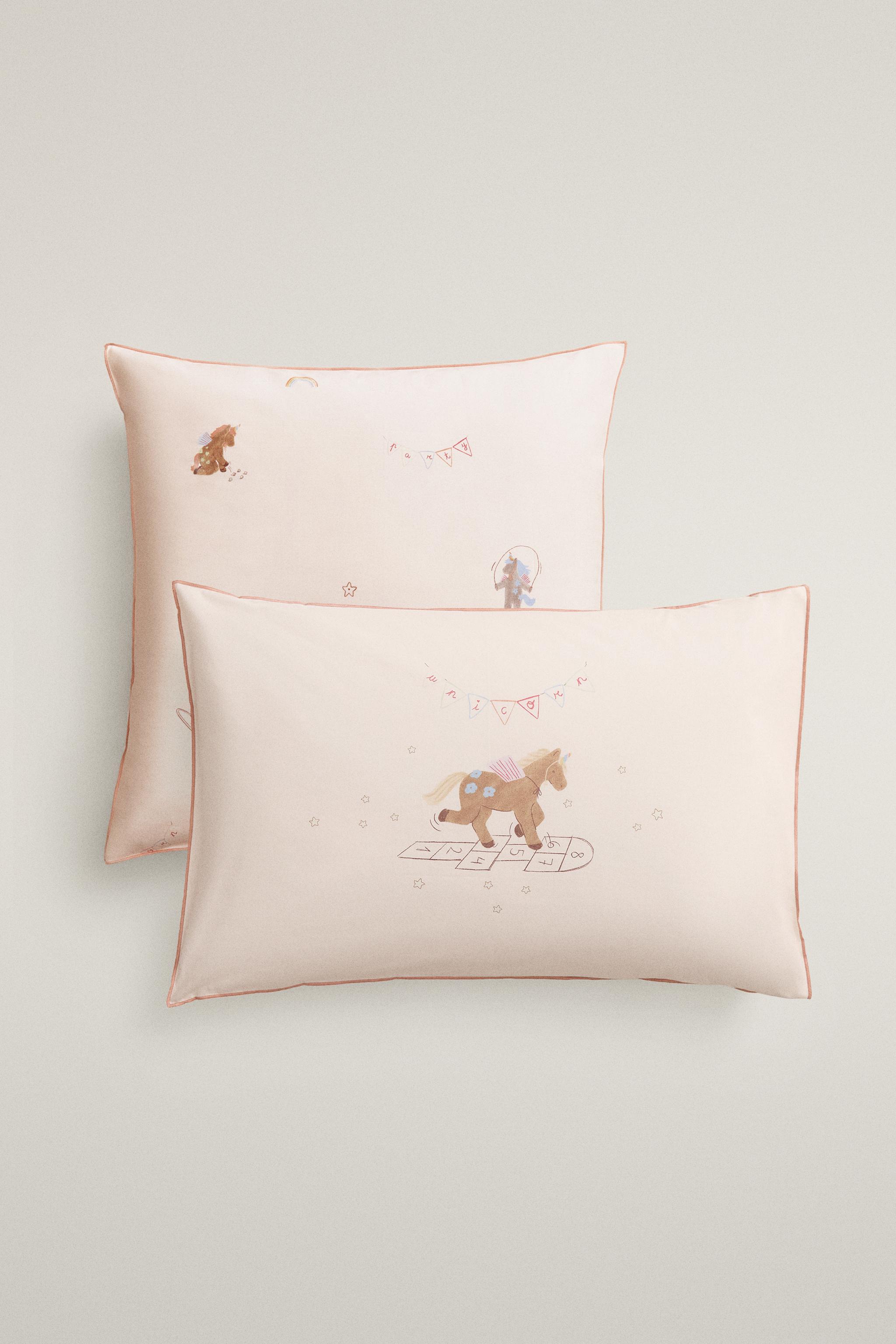 KIDS' UNICORN PILLOWCASE — Light pink