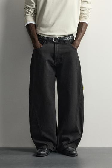 バルーンスリーブフィット シームパンツブラックZaraのバルーンスリーブフィット シームパンツ - ブラック