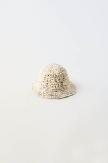 ШЛЯПА ИЗ КРУЖЕВА КРОШЕ В КЛЕТКУ — ЭКРЮ от Zara — изображение 0