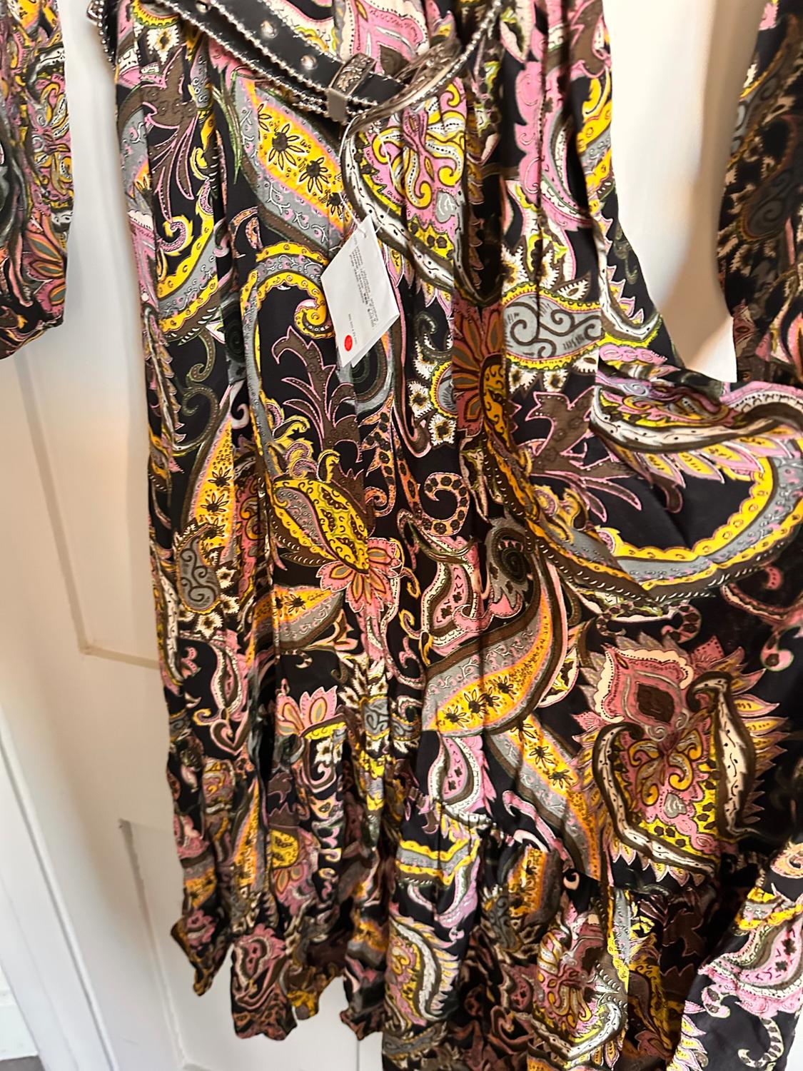 PRINTED DRESS WITH BELT - Image 5