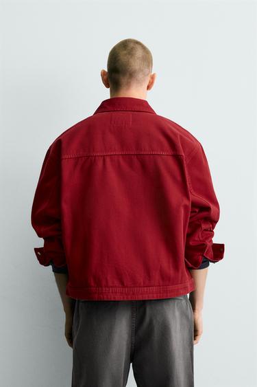 BLOUSON COUPE CARRÉE À BRANDEBOURGS - Rouge / Noir de Zara - Image 2